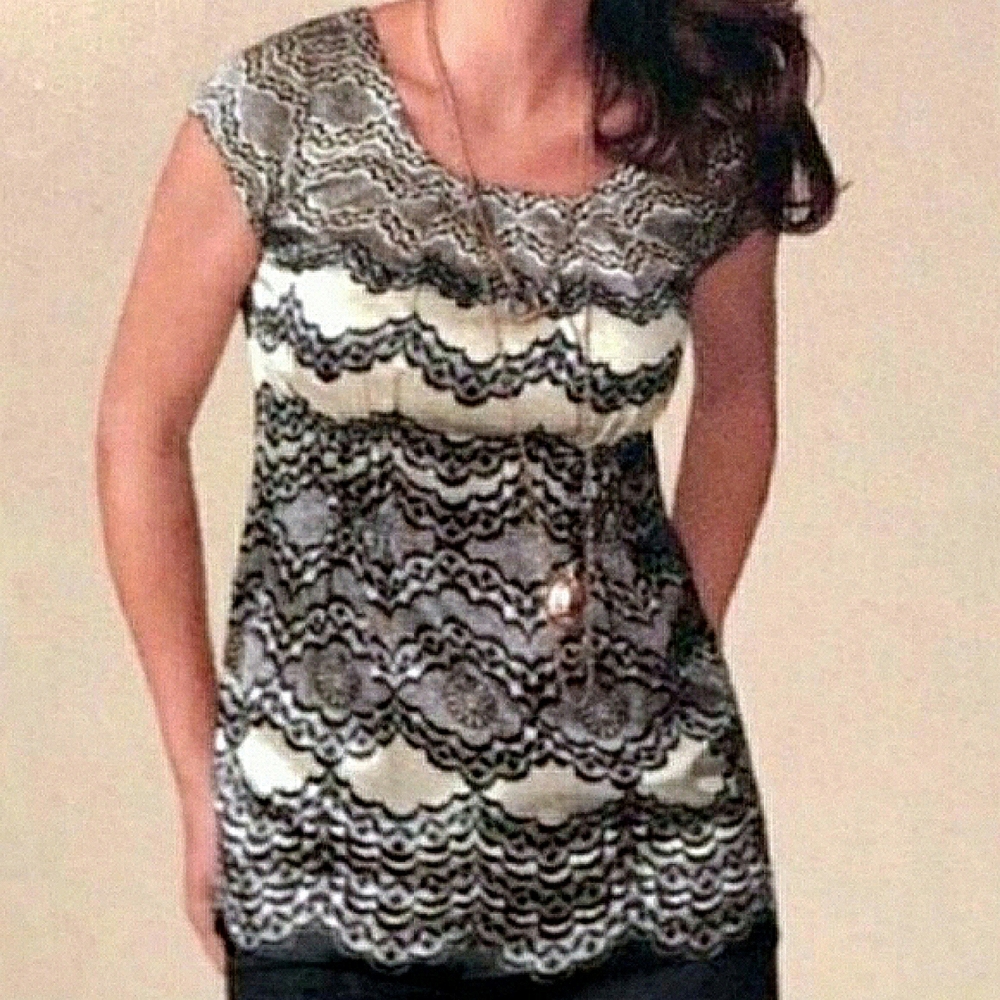 CAbi 100% Silk Blouse – Chantilly Lace Print Illusion | Black & White | MEDIUM - Picture 3 of 16